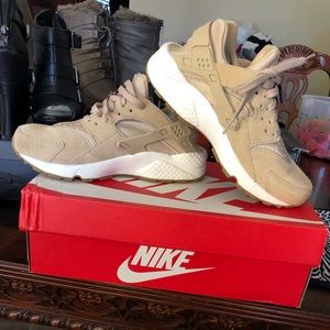 Nike huaraches Run SD